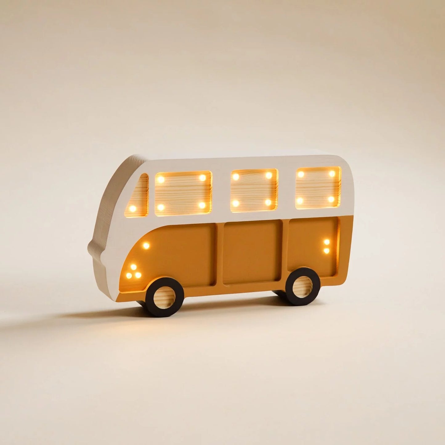 ROOMGAGA wooden van lamp