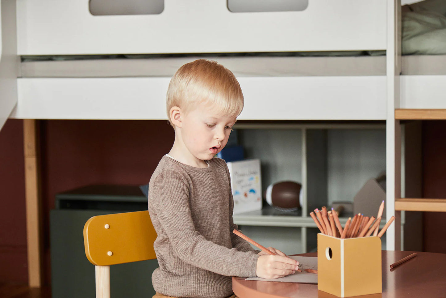 Rangement pour la table de jeu, table de dessin, établi et cuisine FLEXA