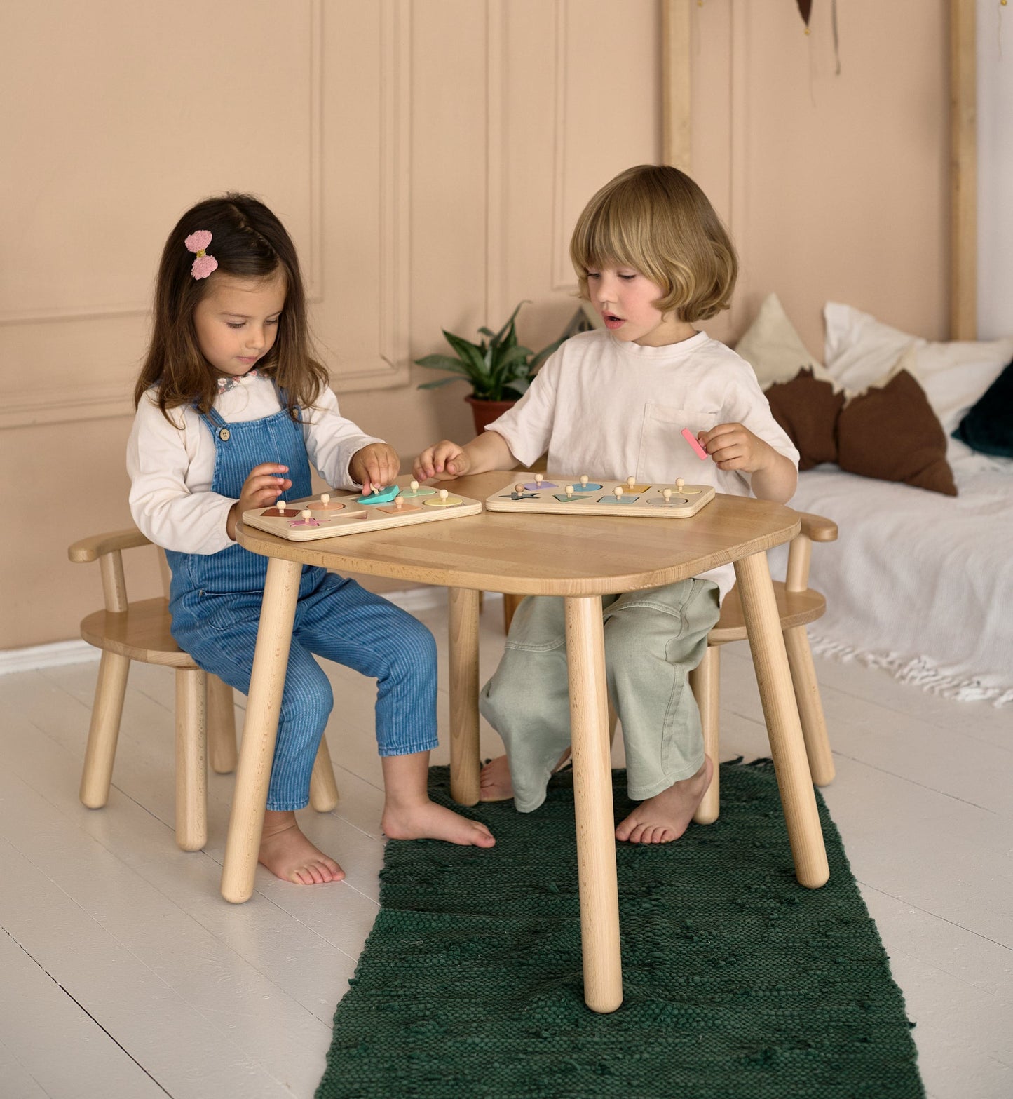 Ensemble table et chaise "Jules" 4-7 ans ODEAS