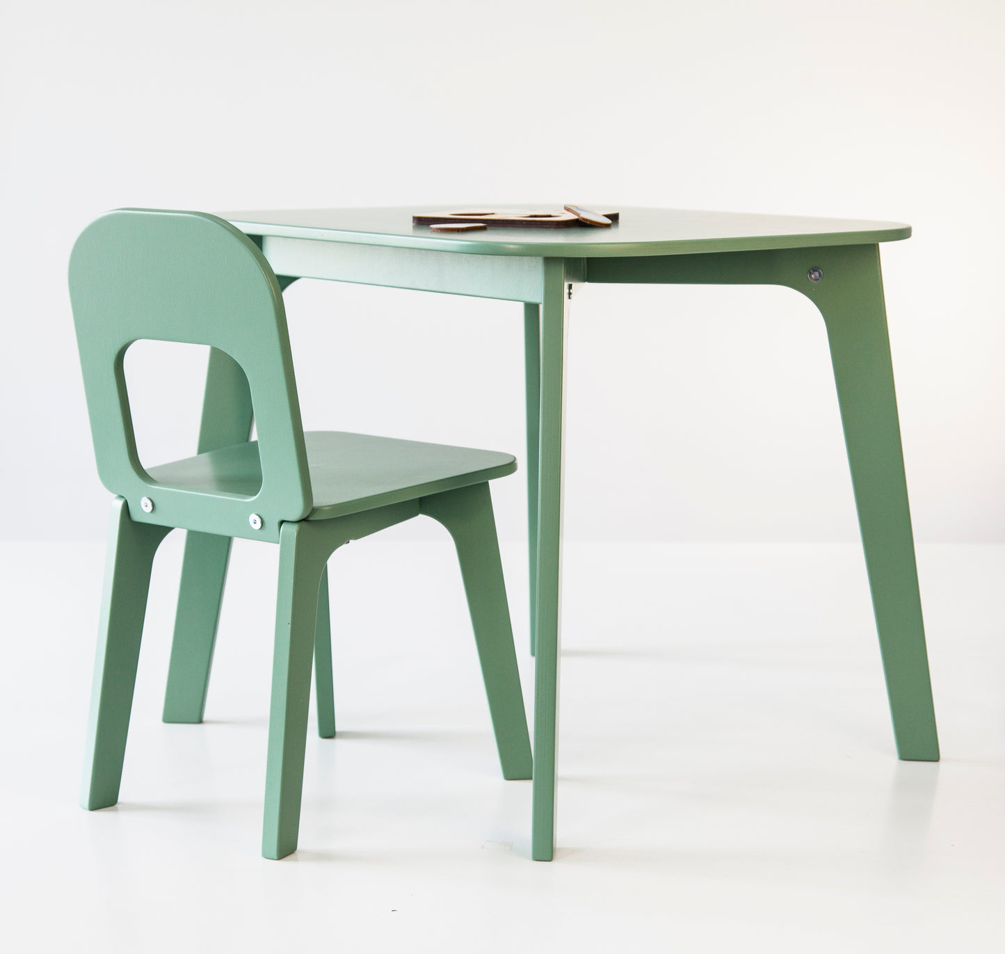 Ensemble table et chaise "PAOLA" 4-7 ans ODEAS