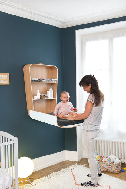 CHARLIE CRANE “Noga” wall-mounted changing table