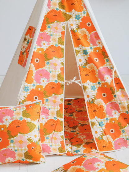 Tipi "Picnic with flowers" MOI MILI