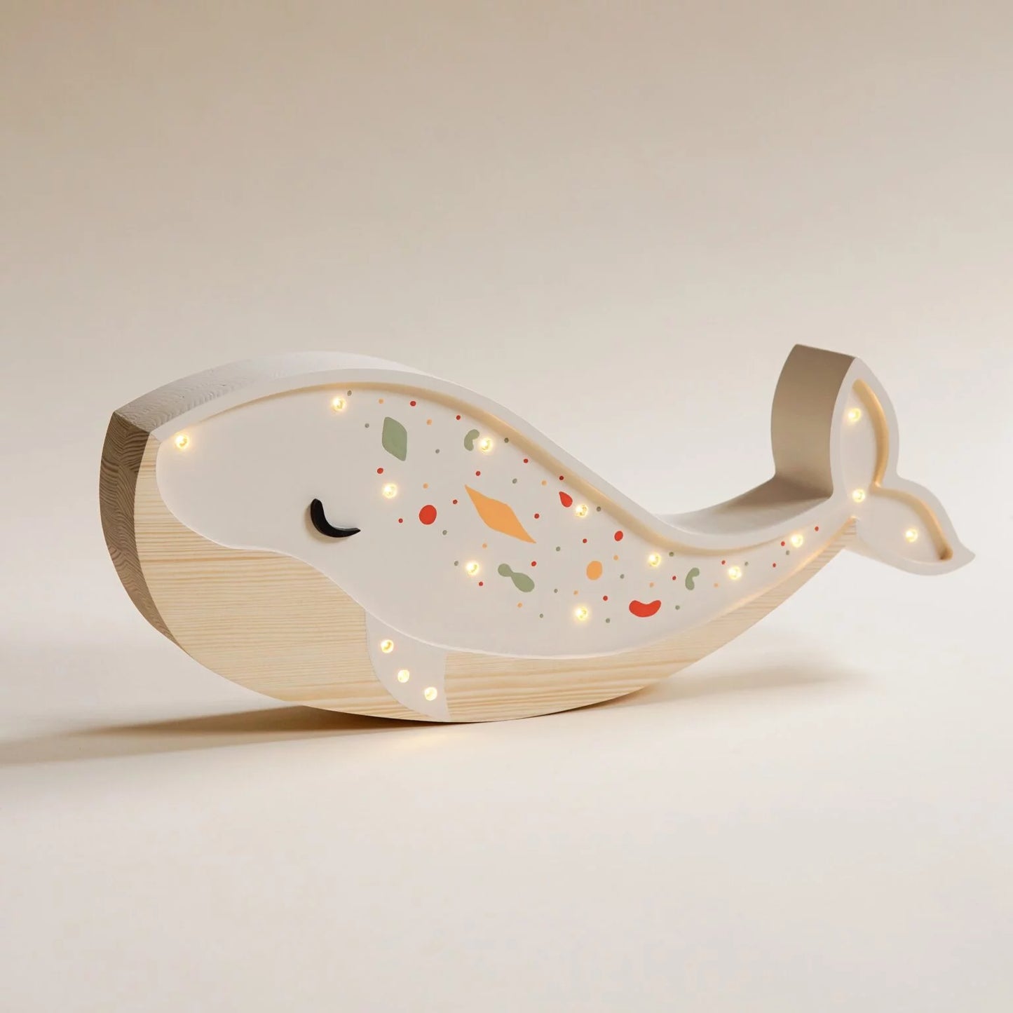 ROOMGAGA wooden whale lamp