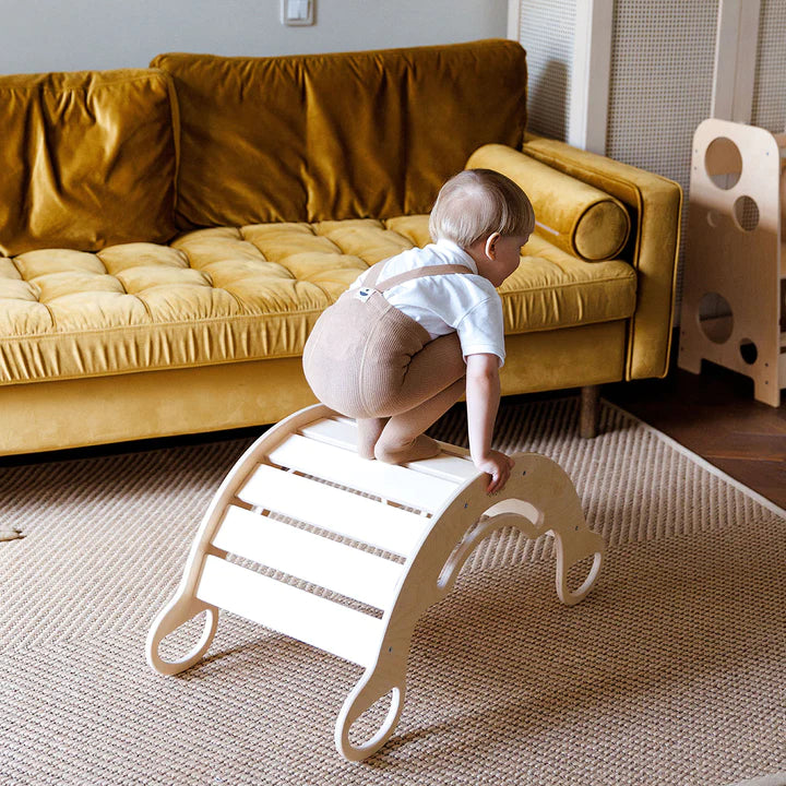 arche montessori rocker pour enfant en bois