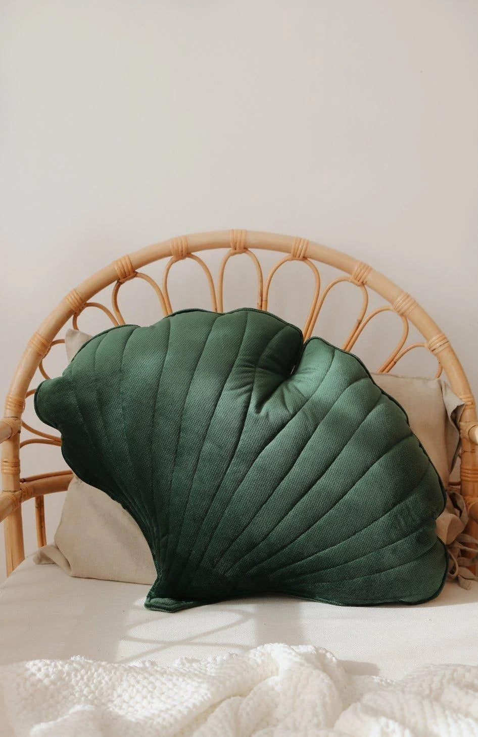 Coussin "Ginkgo" en velours MOI MILI