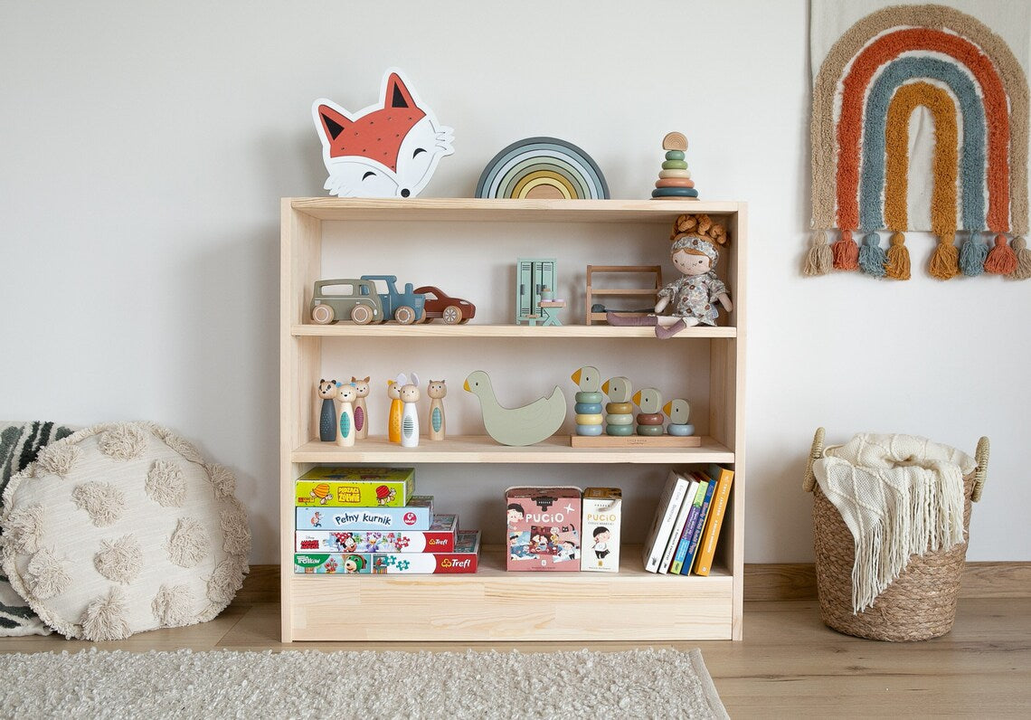 PINEAPPLE Montessori toy shelf