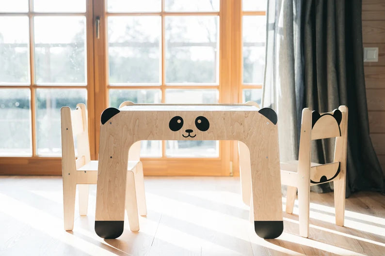 Ensemble table et chaises "Panda" avec tableau noir WILDKIDS