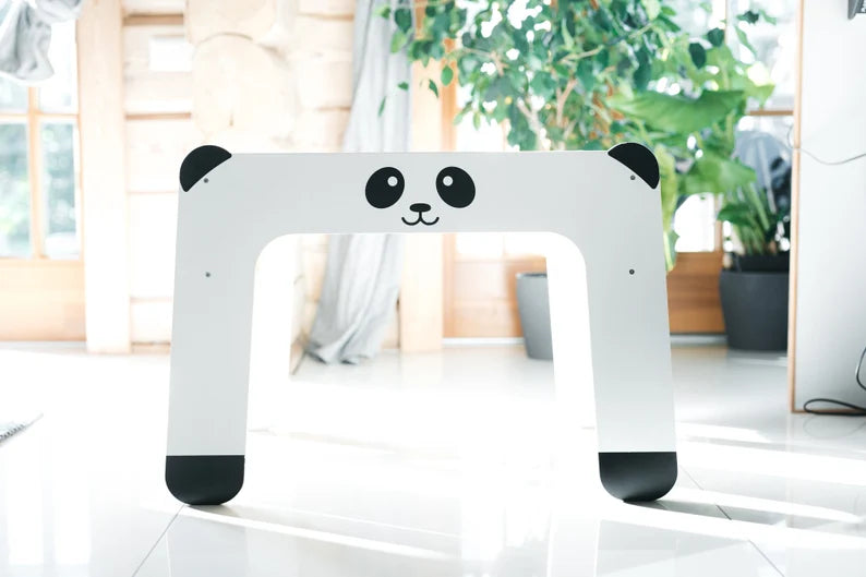 Ensemble table et chaises "Panda" avec tableau noir WILDKIDS