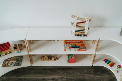 Montessori Lola Shelf: Straight