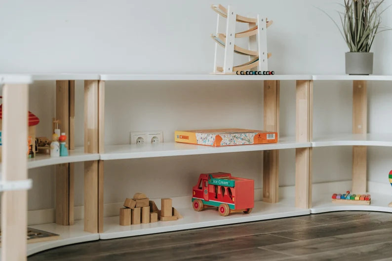 Montessori Lola Shelf: Straight