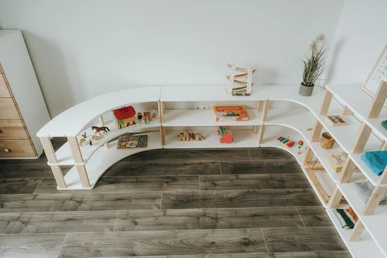 Montessori Lola shelf: Arc