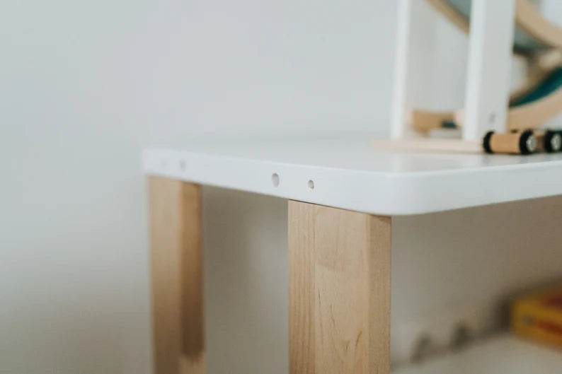 Montessori Lola shelf: Straight mini