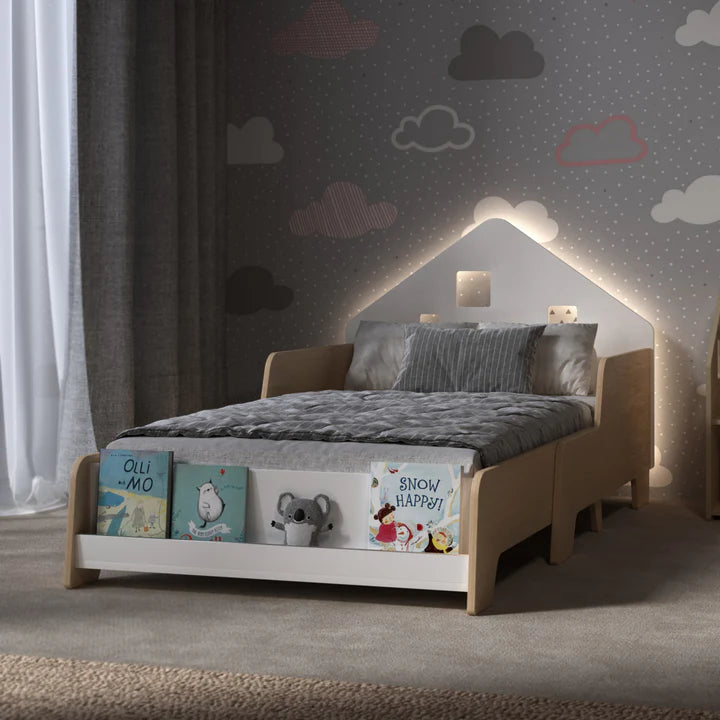 Lit extensible en forme de maison avec éclairage LED BUSYKIDS